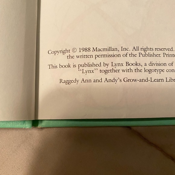 VINTAGE RAGGEDY ANN & ANDY HARD COVER SET OF 8 - Picture 4 of 16